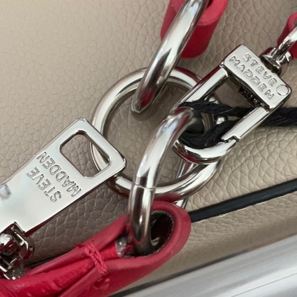 Steve Madden Vibrant Red Shoulder Bag with Silver Accents - Picture 11 of 12